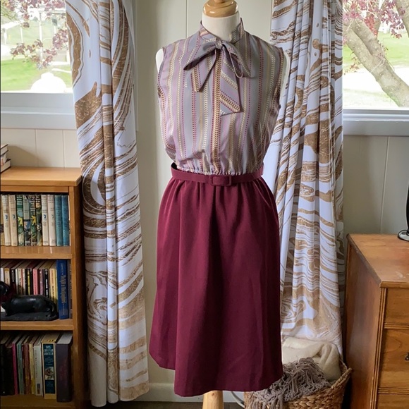 Vintage Dresses & Skirts - Vintage 70’s Sleeveless Belted Secretary Dress